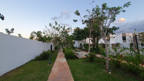 Imagen 24 de 30 de Casa Amueblada En Privada Palta
