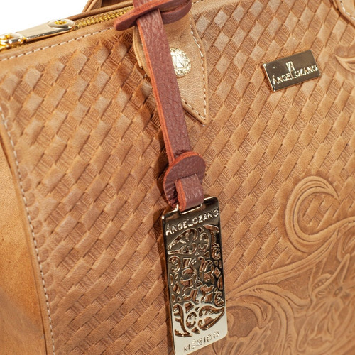 Imagen 7 de 7 de Bolsa De Piel Con Grabado Tipo Cincelado Bolso Dama Llavero