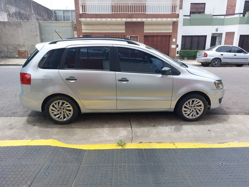 Imagen 6 de 10 de Volkswagen Suran 2013 1.6 Con Gnc