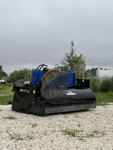 Barredora Hidráulica - Accesorio Para Minicargadora O Bobcat