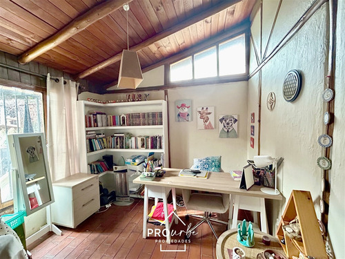 Estilo Artesanal / Gran Terreno, 4 Dorm, 2 Baños, La Florida