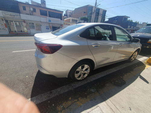 Chevrolet Onix 1.2t Premier L At