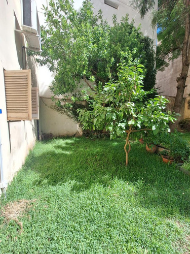 Departamento 2 Dorm - Emilio Olmos Al 200 - B° Centro