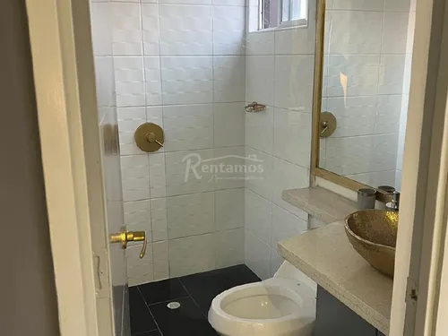 Apartamento En Venta En Los Balsos. Cod V776125