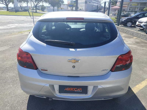 Chevrolet Onix Joy 1.0