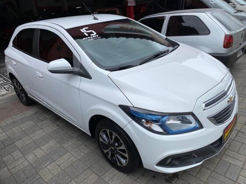 Imagem 3 de 10 de Chevrolet Onix 1.4 Ltz Spe/4 (aut) 2015/2015 Branco