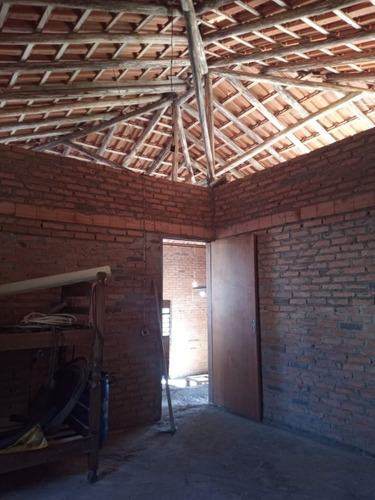 Imagem 20 de 21 de Chácara 12000m2 Casa 2 Dorms,sala,cozinha,banheiro,poço Caipira,3,5kms Da Castelo - Ch00100 - 69669780