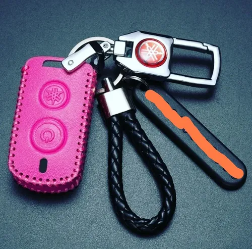 Protector Rosa Cuero Y Llavero Yamaha N Max V2 Connected