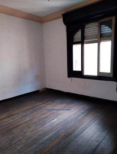 Imagen 4 de 23 de Casa Bello Y Reborati, 5 Dorm, 2bañ, Gge/2+ 3 Aptos.