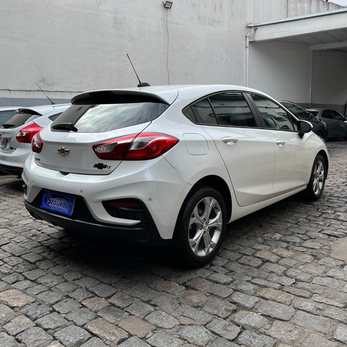Imagen 4 de 16 de Chevrolet Cruze Lt Mt 5p 2020