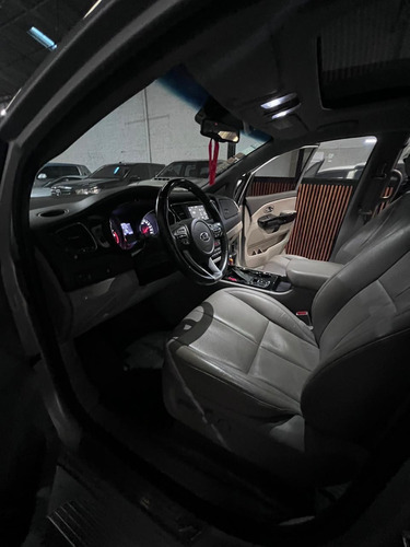 Kia Carnival 2.2 Crdi Ex Premium Avn