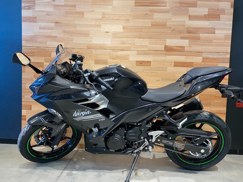 Imagen 12 de 15 de Kawasaki Ninja 400 0km