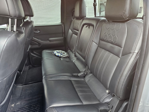 Nissan Frontier 4.0 Pro-4x V6 4x4 At