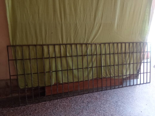 Reja Protectora De Cabilla Cuadrada De 1/2 2,58 X 0,84 M. (Usado)
