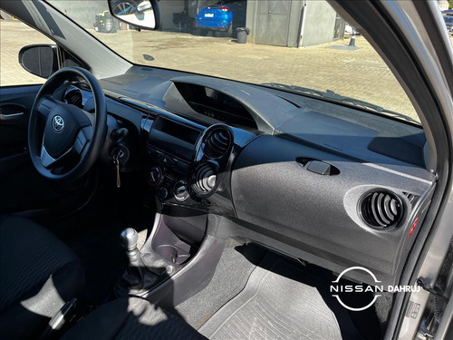 Toyota Etios 1.3 X 16V FLEX 4P MANUAL