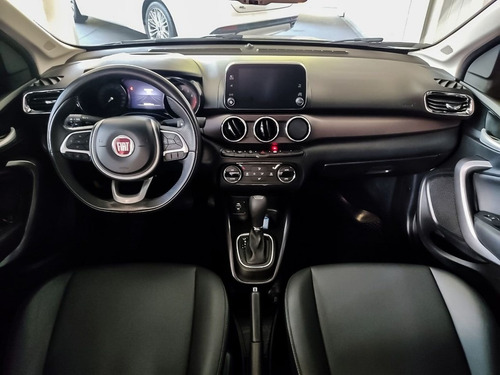 Imagem 5 de 12 de Fiat Cronos 1.8 E.torq Precision 2019