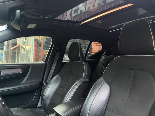 Volvo XC40 2.0 T5 GASOLINA R-DESIGN AWD GEARTRONIC