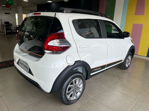 Fiat Mobi 1.0 EVO FLEX TREKKING MANUAL