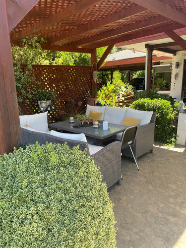 Venta De Hermosa Parcela-casa 4d/4b Piscina,coihueco-chillán