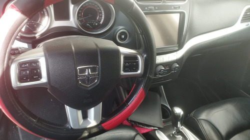 Dodge Journey 2.4 Sxt 5 Pasajeros Plus Mt
