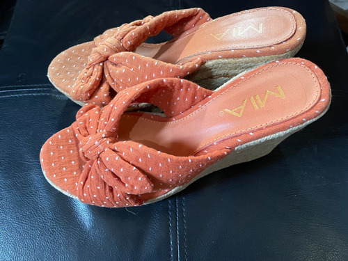 Imagen 2 de 3 de Zapatos De Taco Mujer Mia Raspberry Orange