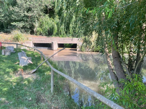Hermosa Parcela En Chada Con Laguna Navegable