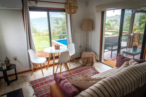 Imagen 2 de 30 de Hermosa Casa En Villa Serrana, Rodeada De Paz, Naturaleza Y Privacidad.