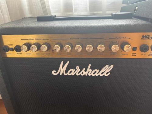 Amplificador Marshall Mg30dfx