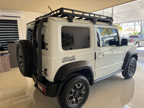 Suzuki Jimny 1.5 Glx At