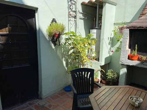 Venta Casa 4 Amb B Vista + Dpto Monoamb Apta Cred.