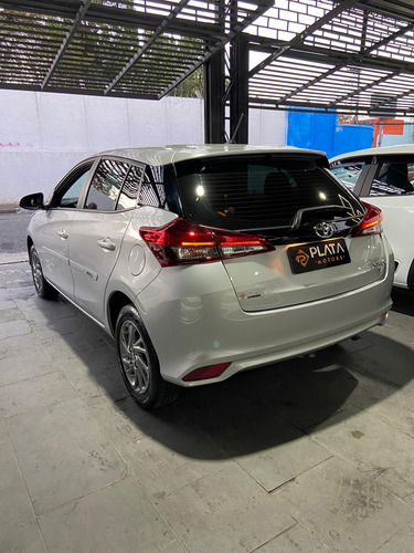Toyota Yaris 1.5 16V FLEX XS MULTIDRIVE