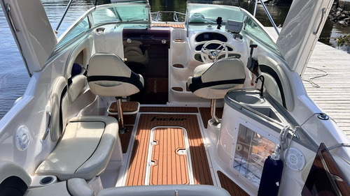 Lancha Focker 255 C/ Motor Yamaha 225 Hp 4 Tempos 2013