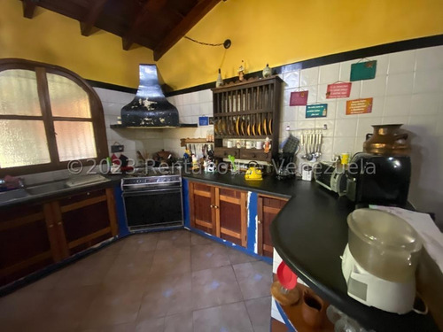 Casa En Venta Ubicado En Flor Amarillo Valencia Carabobo 24-8345, Eloisa Mejia