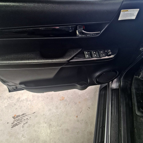 Toyota Hilux 2.8 Cd Srx 177cv 4x4 At