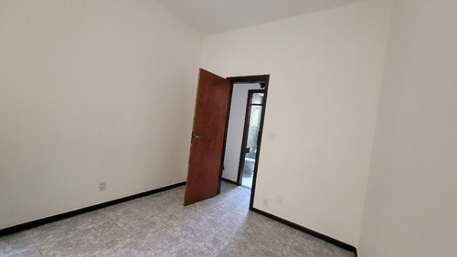 Maravilhoso Apartamento Com Área Externa Na Tijuca - Metrô