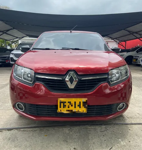 Renault Logan 1.6 Privilege / Intens