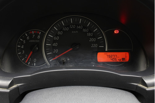 Nissan March 1.6 Sense Mt