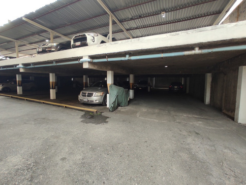 En Venta Comodo Y Amplio Apartamento Resd. Taguanes Andres Bello Zona Centrica Maracay 005jsc