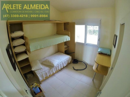 Imagem 11 de 15 de Casa No Bairro Araça Em Porto Belo Sc - 800