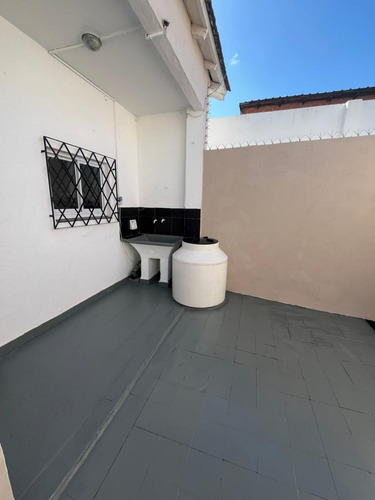 Casa 3 Ambientes Alquiler Lomas De Zamora