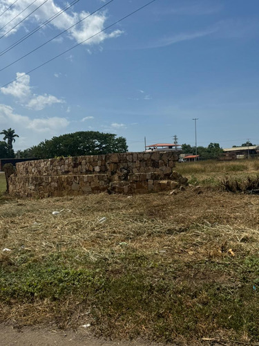 Se Vende Terreno En El Sector Redoma Los Pájaros