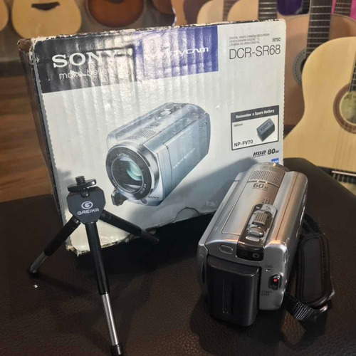 Câmera Sony Dcr-sr68 Semi-nova Impecável Lente Carl Zeiss60x