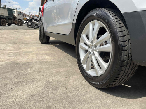 Hyundai IX35 2.0 MPI 4X2 16V GASOLINA 4P AUTOMÁTICO