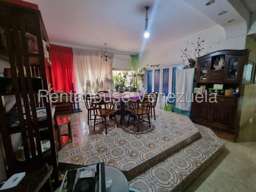 Ana Karina Molleja Vende Amplio Apartamento Zona Este Barquisimeto, Lara/ Akm