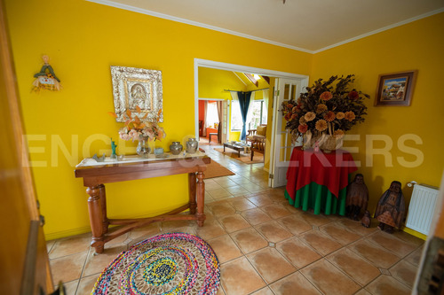 Imagen 2 de 12 de Casa De Un Piso En Santo Domingo Tradicional