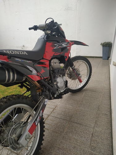 Imagen 2 de 5 de Honda Tornado