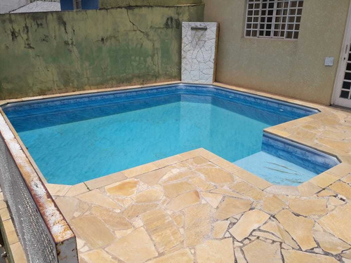 Imagem 1 de 14 de Oportunidade - Casa Aceita Permuta 50% Do Valor Do Imóvel