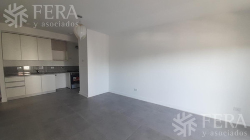 Imagen 2 de 14 de Venta De Departamento 2 Ambientes Con Balcón En Avellaneda (25437)