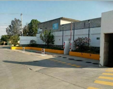 Imagen 6 de 6 de Venta De Local Con Gasolinera Funcionando