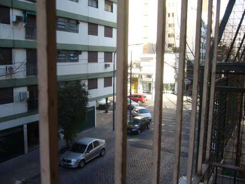 Departamento En Venta - 4 Dormitorios 3 Baños - Cochera - 180mts2 - Belgrano
